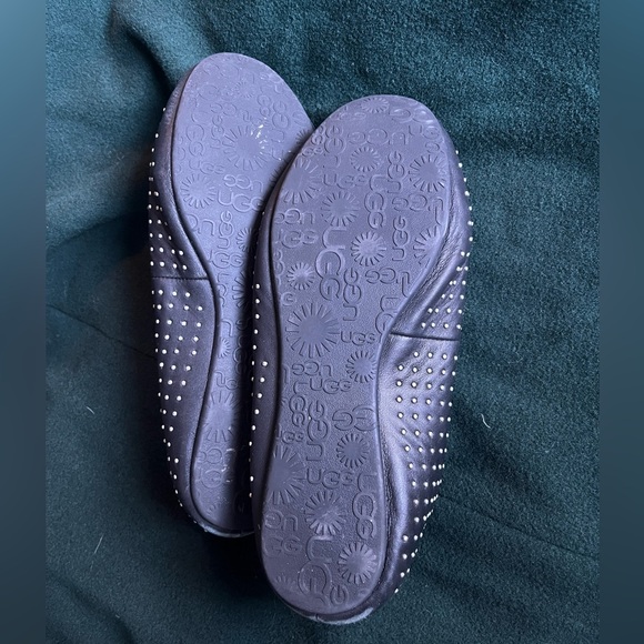 Ugg studded ballet flat - Picture 3 of 3